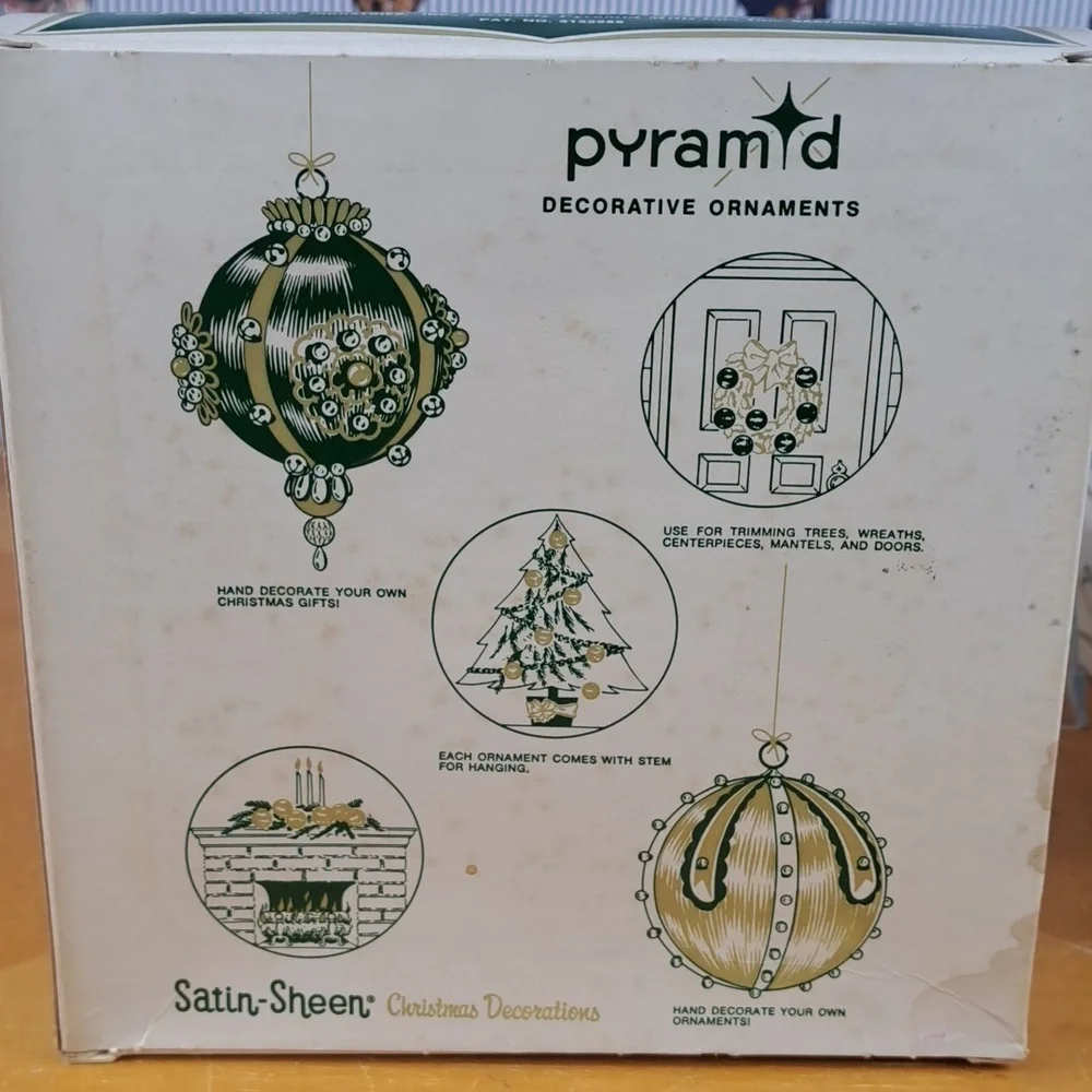 27 Vintage Pyramid Satin-Sheen unbreakable decorative ornaments red/gold/blue